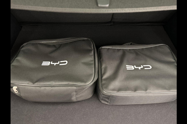 BYD SEAL U 1.5 DM-i FWD Boost PHEV 218PK Pano/Dak, Head/Up Adapt.Cruise/Control,360-Camera, NEW, BTW!!