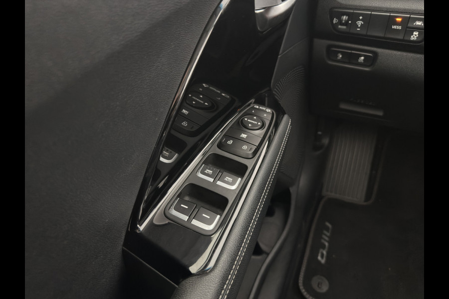 Kia e-Niro DynamicLine 64 kWh {SOH- 100%} (INCL. BTW) AUT.* HEATPUMP | LEATHER | FULL-LED | NAVI-FULLMAP | ADAPTIVE-CRUISE | CAMERA | KEYLESS | AMBIENT-LIGHT | 17'' ALU.