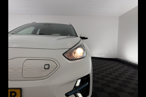 Kia e-Niro DynamicLine 64 kWh {SOH- 100%} (INCL. BTW) AUT.* HEATPUMP | LEATHER | FULL-LED | NAVI-FULLMAP | ADAPTIVE-CRUISE | CAMERA | KEYLESS | AMBIENT-LIGHT | 17'' ALU.