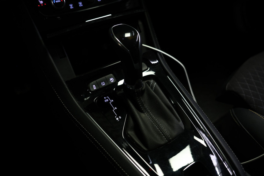 Opel Grandland X 1.2 Turbo Ultimate AUT AVM 39000 km ! STR/STOELVW CARPLAY CAMERA CLIMA '18