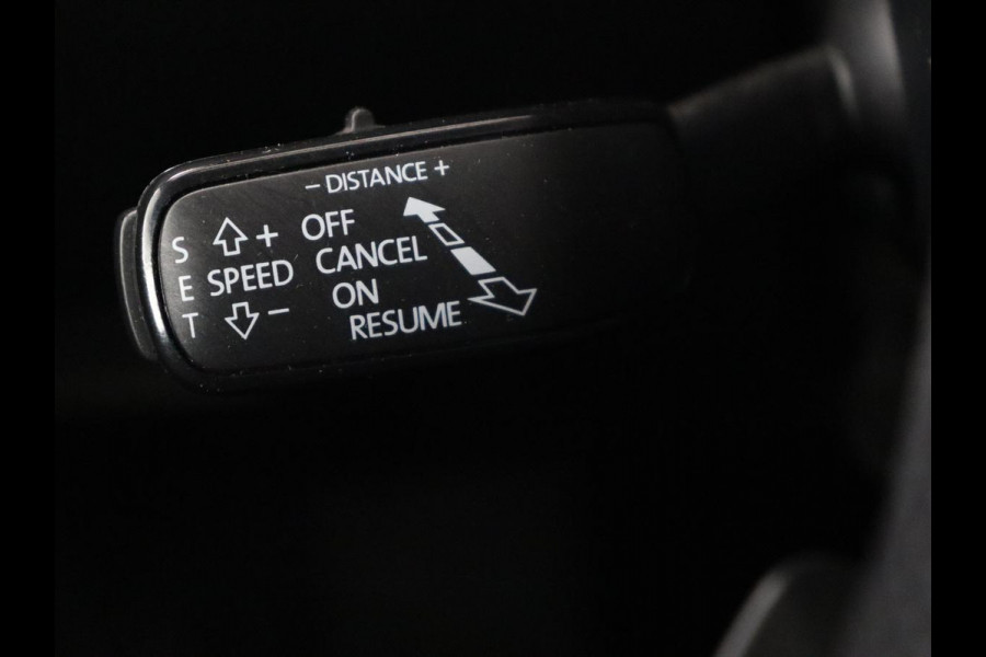 Škoda Superb 1.5 TSI Sportline | Panoramadak | Trekhaak | Stoelverwarming | Alcantara | Adaptive cruise | Camera | Carplay | Matrix LED | Climate control | Parkeerhulp | Sportstoelen