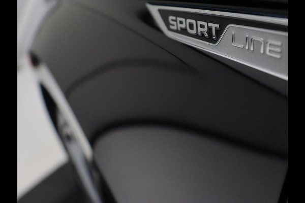 Škoda Superb 1.5 TSI Sportline | Panoramadak | Trekhaak | Stoelverwarming | Alcantara | Adaptive cruise | Camera | Carplay | Matrix LED | Climate control | Parkeerhulp | Sportstoelen