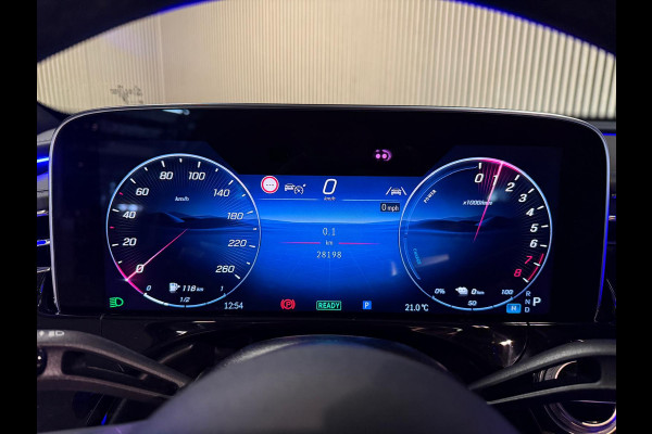 Mercedes-Benz E-Klasse Estate 300e AMG STYLING-PANORAMA-HYPERSCREEN-AIRMATIC-NPR. € 102000-EXTREEM COMPLEET