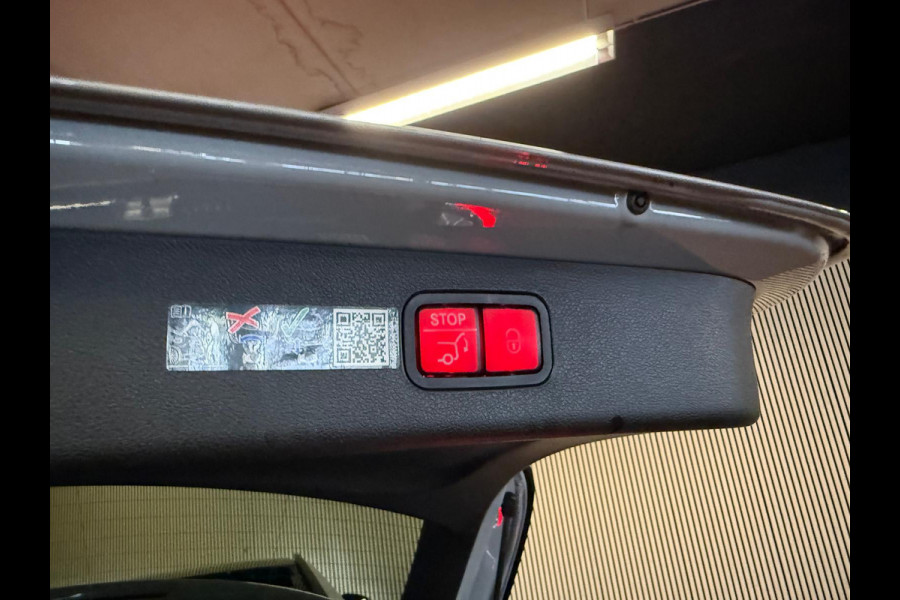 Mercedes-Benz E-Klasse Estate 300e AMG STYLING-PANORAMA-HYPERSCREEN-AIRMATIC-NPR. € 102000-EXTREEM COMPLEET