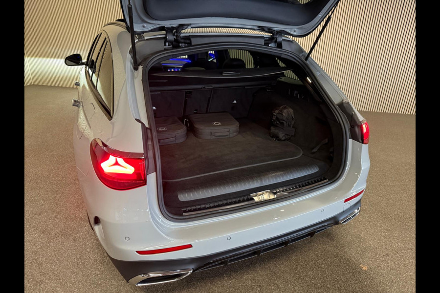 Mercedes-Benz E-Klasse Estate 300e AMG STYLING-PANORAMA-HYPERSCREEN-AIRMATIC-NPR. € 102000-EXTREEM COMPLEET