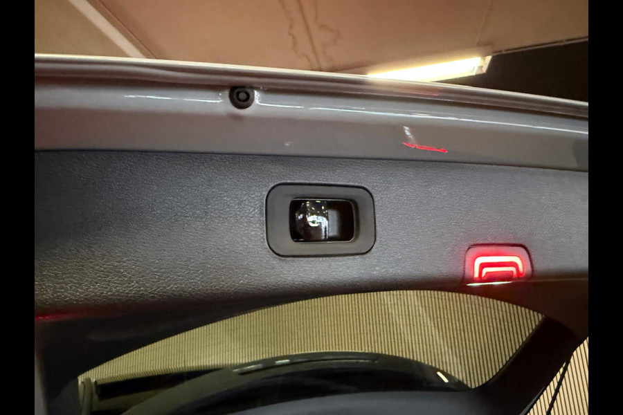 Mercedes-Benz E-Klasse Estate 300e AMG STYLING-PANORAMA-HYPERSCREEN-AIRMATIC-NPR. € 102000-EXTREEM COMPLEET