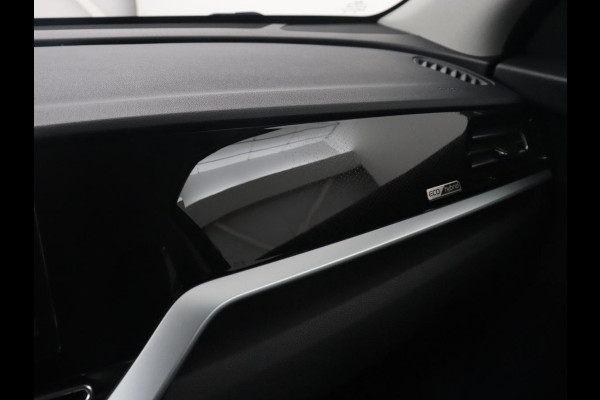 Kia Niro 1.6 GDi Hybrid DynamicLine | Half leder | Adaptive cruise | Carplay | Camera | Navigatie | Climate control | Parkeerhulp | Bluetooth