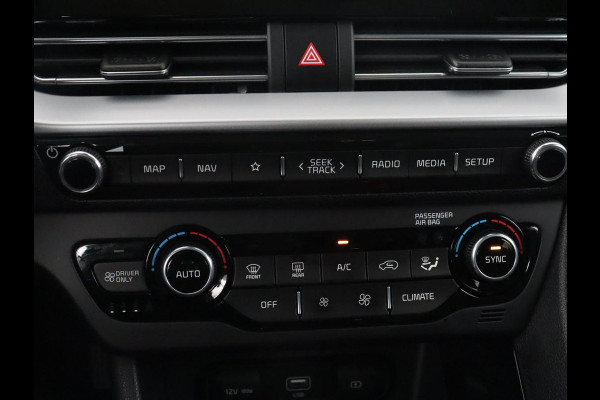 Kia Niro 1.6 GDi Hybrid DynamicLine | Half leder | Adaptive cruise | Carplay | Camera | Navigatie | Climate control | Parkeerhulp | Bluetooth