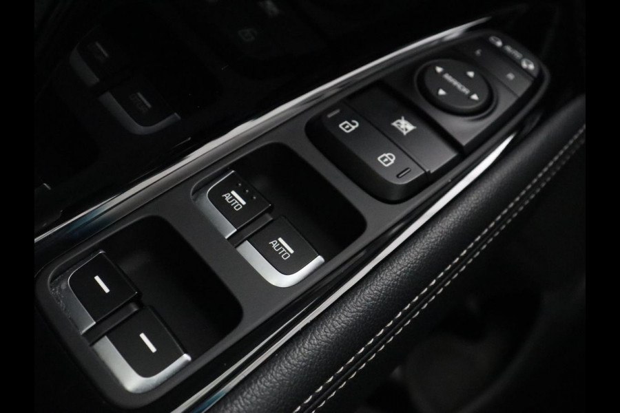 Kia Niro 1.6 GDi Hybrid DynamicLine | Half leder | Adaptive cruise | Carplay | Camera | Navigatie | Climate control | Parkeerhulp | Bluetooth