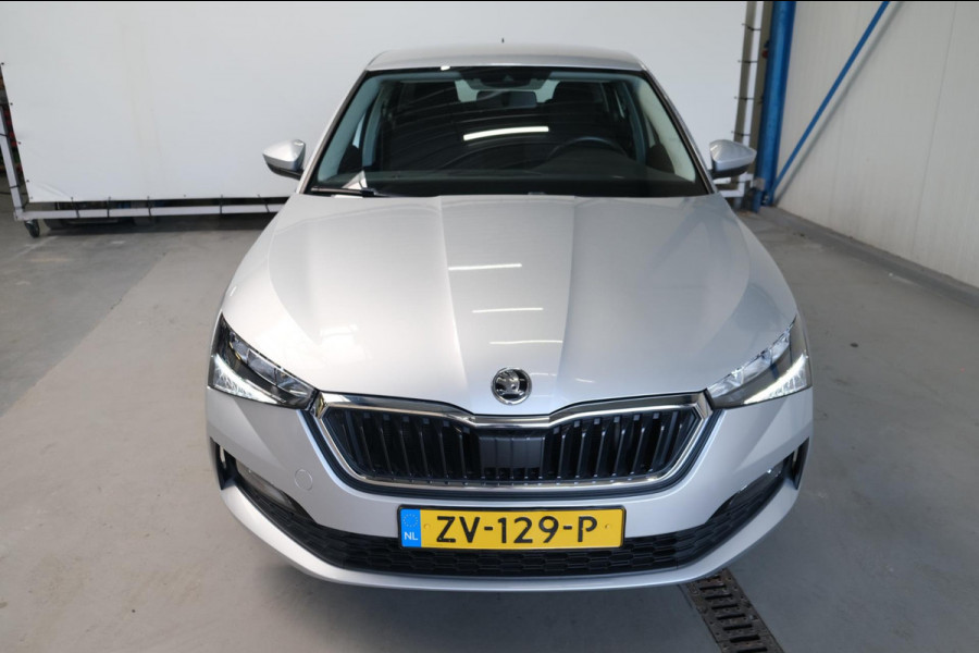 Škoda SCALA 1.0 TSI Ambition - N.A.P. Airco, Cruise, PDC, Trekhaak.
