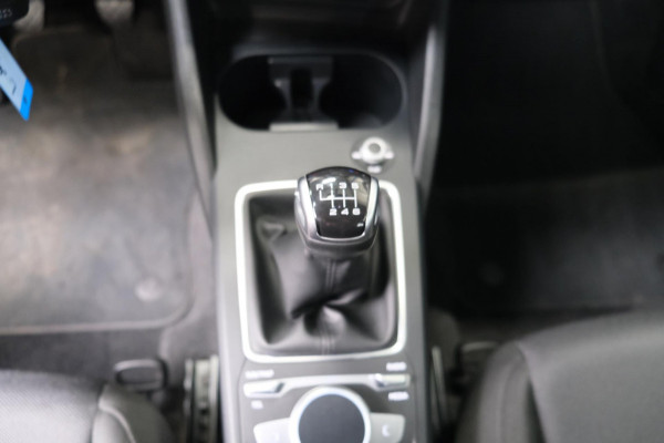 Audi Q2 30 TFSI Pro Line - N.A.P. Airco, Cruise, Navi.