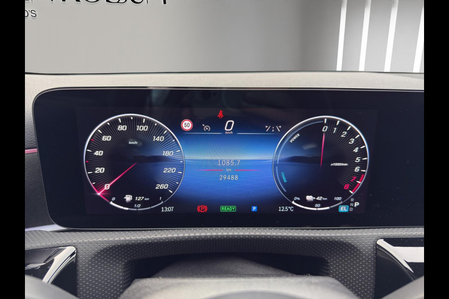 Mercedes-Benz A-Klasse 250 e AMG Line Panoramadak | 19"Velg | Sfeer | Elektrisch Stoel(en) met geheugen | Camera |