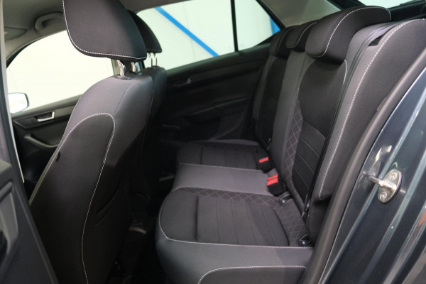 Škoda Fabia 1.0 TSI Ambition - Airco, Cruise, PDC, Trekhaak.