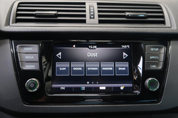 Škoda Fabia 1.0 TSI Ambition - Airco, Cruise, PDC, Trekhaak.