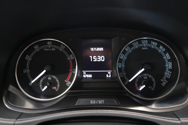 Škoda Fabia 1.0 TSI Ambition - Airco, Cruise, PDC, Trekhaak.