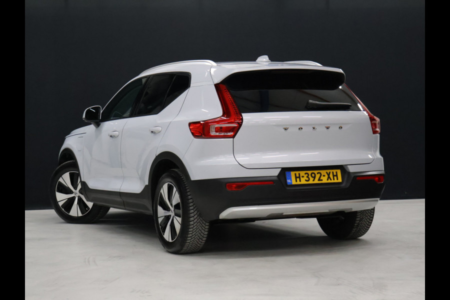 Volvo XC40 1.5 T5 Twin Engine Momentum Pro [TREKHAAK INKLAPBAAR, APPLE CARPLAY, ANDROID, PDC V+A, CRUISE CONTROL, CLIMATE CONTROL, HALF LEDER, NIEUWSTAAT]