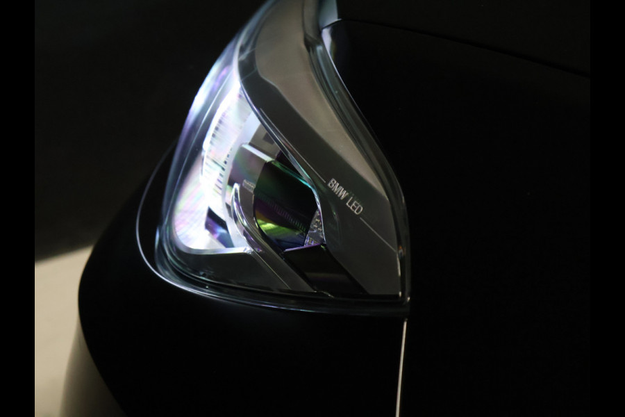 BMW 1-serie 116i Corporate Lease Executive [NAVIGATIE, CRUISE CONTROL, PDC ACHTER, BLUETOOTH, LED VERLICHTING, CLIMATE CONTROL, NIEUWSTAAT]