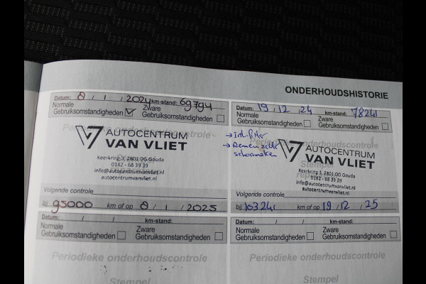 Peugeot 208 1.2 PureTech Blue Lion | NAVIGATIE | DEALER ONDERHOUDEN |