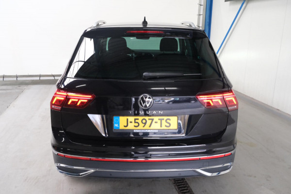 Volkswagen Tiguan 1.5 TSI Elegance Automaat - N.A.P. Airco, Cruise, Navi, PDC, Camera.