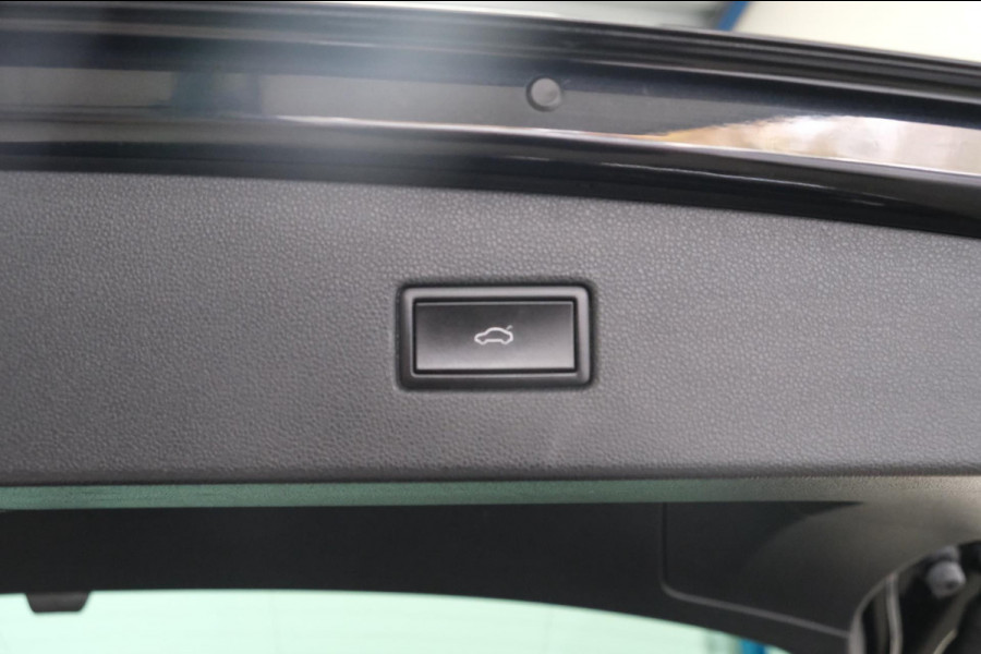 Volkswagen Tiguan 1.5 TSI Elegance Automaat - N.A.P. Airco, Cruise, Navi, PDC, Camera.