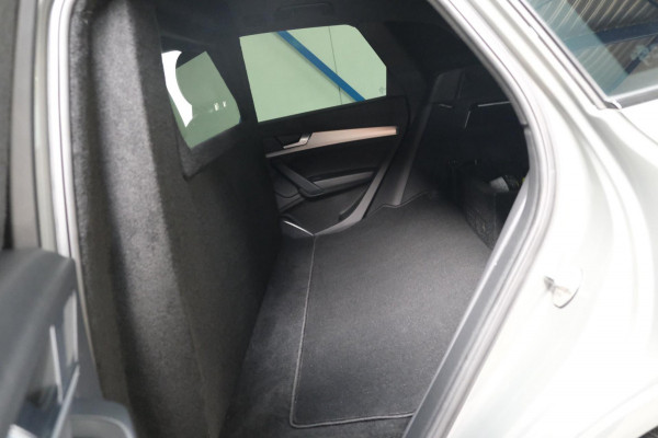 Audi Q5 40 TDI S-Edition 2x S-Line > Grijskenteken <
