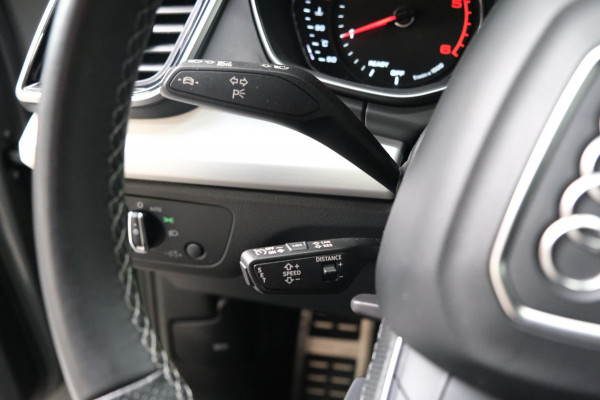 Audi Q5 40 TDI S-Edition 2x S-Line > Grijskenteken <