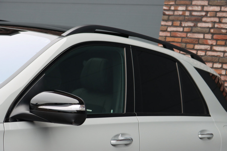 Mercedes-Benz GLE AMG 53 Hybrid 4MATIC+ Premium+ | Luchtvering | Distronic | Memory | Carbon | Trekhaak | Verwarmd Stuurwiel | Burmester | Panoramadak | Massage | Keyless Go | Luchtreinigingspakket | Soft-Close |