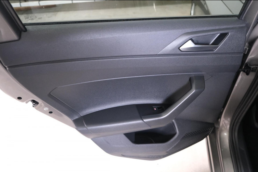 Volkswagen Polo 1.0 TSI Comfortline Automaat - N.A.P. Airco, Navi, Cruise, PDC.