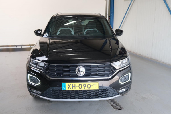 Volkswagen T-Roc 1.0 TSI Sport - N.A.P. Airco, Cruise, Navi, PDC.