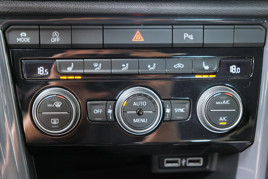 Volkswagen T-Roc 1.0 TSI Sport - N.A.P. Airco, Cruise, Navi, PDC.