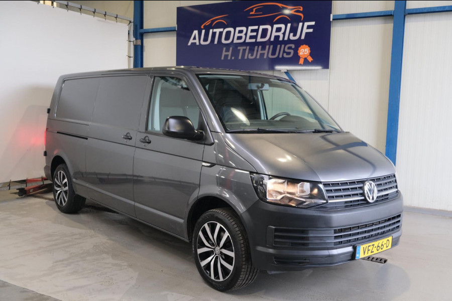 Volkswagen Transporter 2.0 TDI L2H1 150 PK - Airco, Trekhaak.