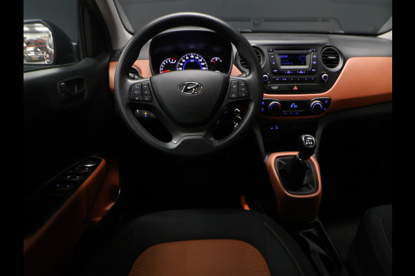 Hyundai i10 1.0i i-Motion Comfort [CRUISE CONTROL, CLIMATE CONTROL, RADIO, CD-SPELER, ELEKTRISCHE RAMEN, NIEUWSTAAT]