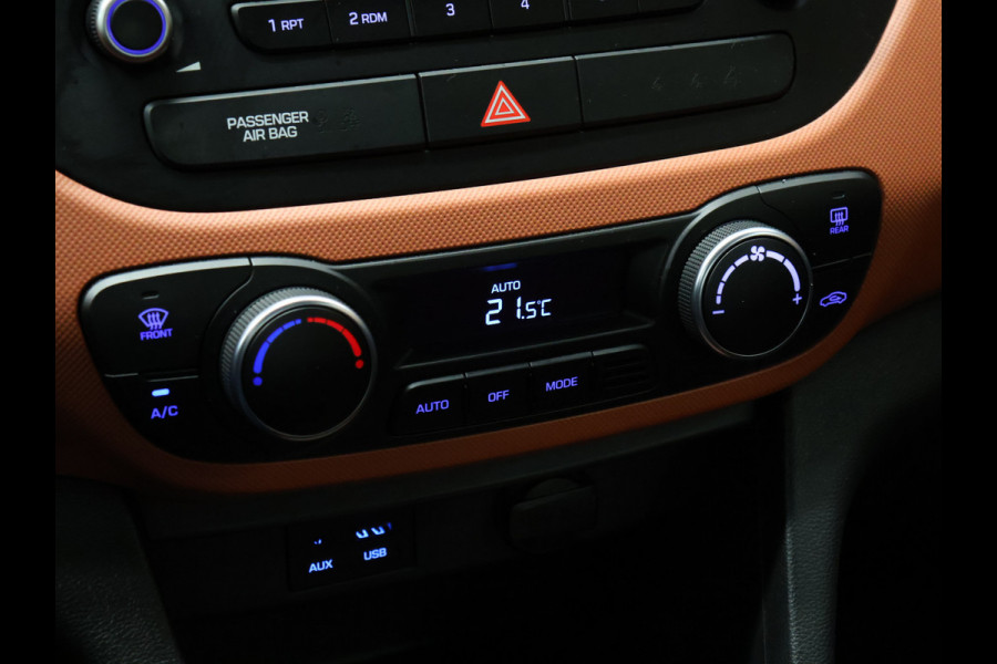 Hyundai i10 1.0i i-Motion Comfort [CRUISE CONTROL, CLIMATE CONTROL, RADIO, CD-SPELER, ELEKTRISCHE RAMEN, NIEUWSTAAT]