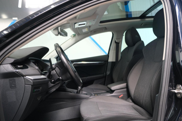 Škoda Octavia Combi 1.5 TSI First Edition - N.A.P. Airco, Cruise, Navi, PDC, Pano dak.