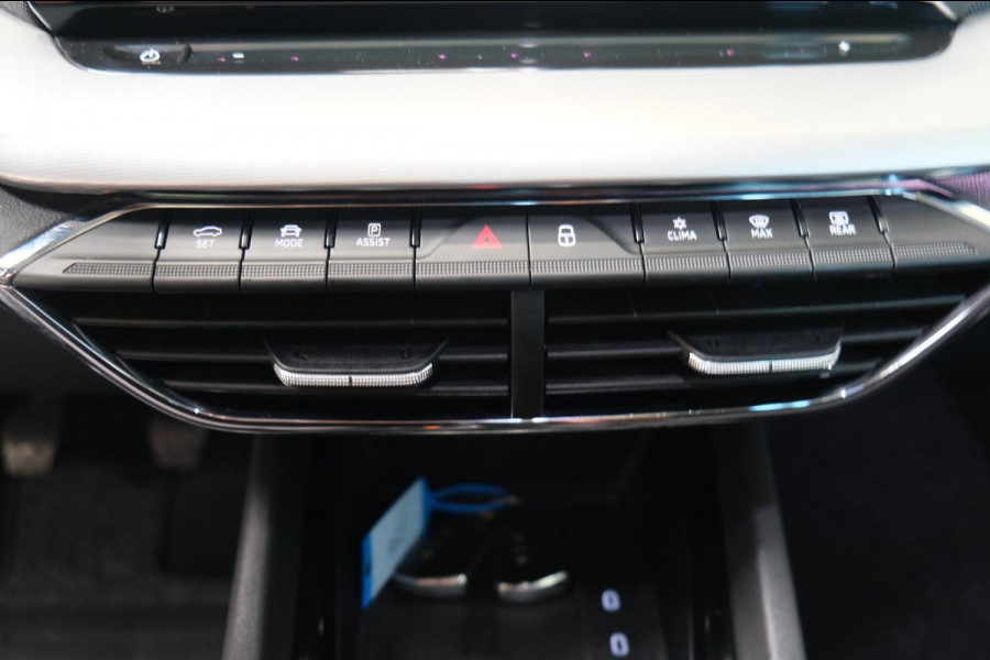 Škoda Octavia Combi 1.5 TSI First Edition - N.A.P. Airco, Cruise, Navi, PDC, Pano dak.