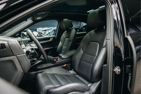 Porsche Cayenne 3.0 S E-Hybrid | Sport Chrono | Turbo GT wielen | Head-Up | Bose | Stoelverwarming |