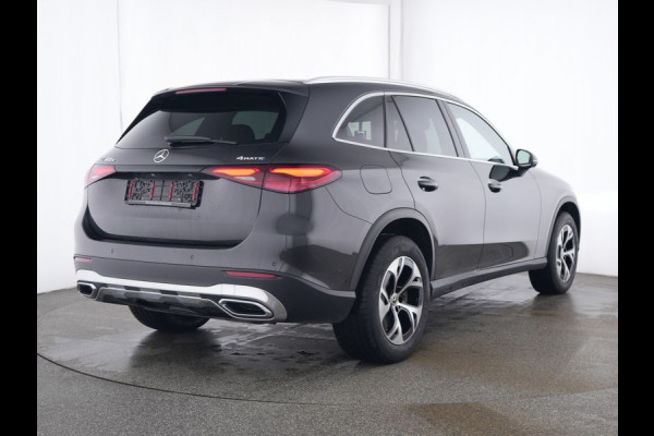 Mercedes-Benz GLC 300 e 4MATIC Plug-In Hybride Trekhaak | Rijassistentiepakket plus | Parkeerpakket met 360°-camera | Memory Voorstoelen | Stoel en Stuurverwarming. Inclusief 24 maanden MB Certified garantie voor Europa.
