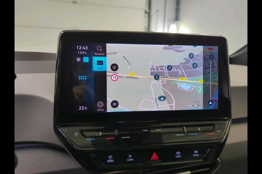 Volkswagen ID.3 Pro 58 kWh Panoramadak Navigatie Apple Carplay/Android Auto Parkeersensoren Adaptive Cruise Control Full LED Matrix Climate Control