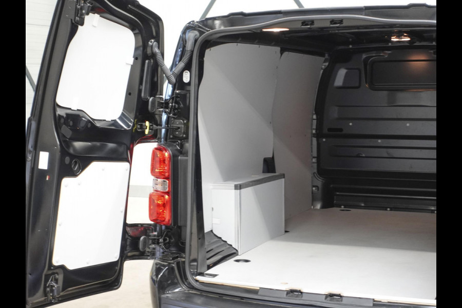 Peugeot Expert 2.0 BlueHDI 145PK L3 Automaat Airco Navigatie Trekhaak Cruise Control