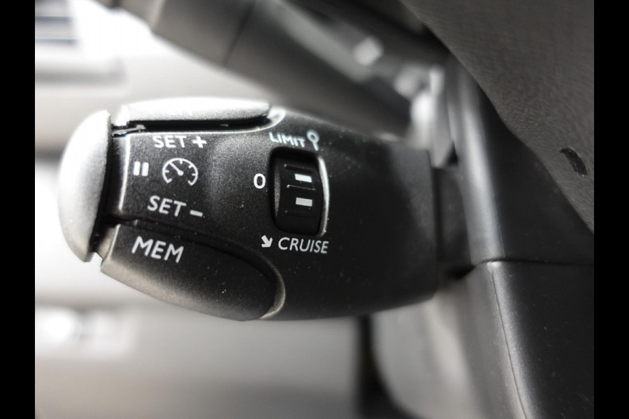 Peugeot Expert 2.0 BlueHDI 145PK L3 Automaat Airco Navigatie Trekhaak Cruise Control