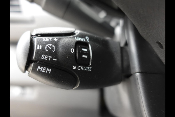 Peugeot Expert 2.0 BlueHDI 145PK L3 Automaat Airco Navigatie Trekhaak Cruise Control
