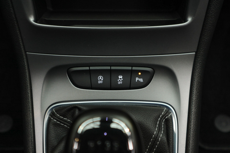 Opel Astra 1.2 T Navi Airco Stoel & stuurverwarming Carplay PDC Bluetooth Cruise PDC 6 versnellingen BTW auto