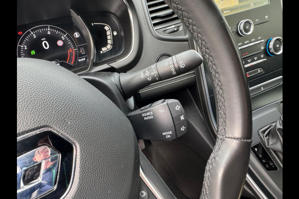 Renault Scénic TCe 140 EDC Intens