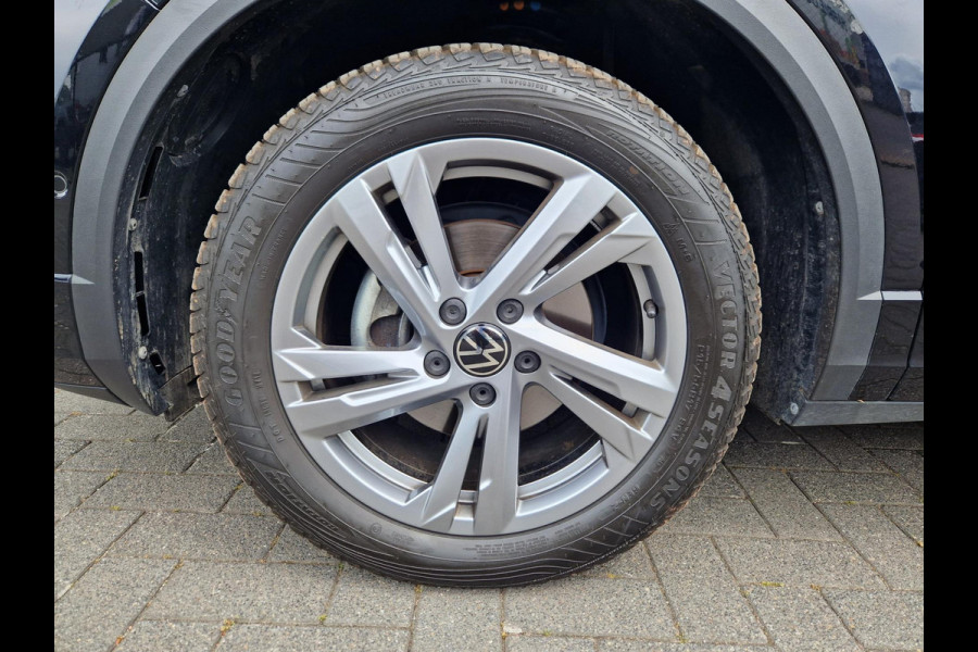 Volkswagen T-Roc 2.0 TDI DSG 150PK R-Line /IQ Light /IQ Drive /1e eigenaar