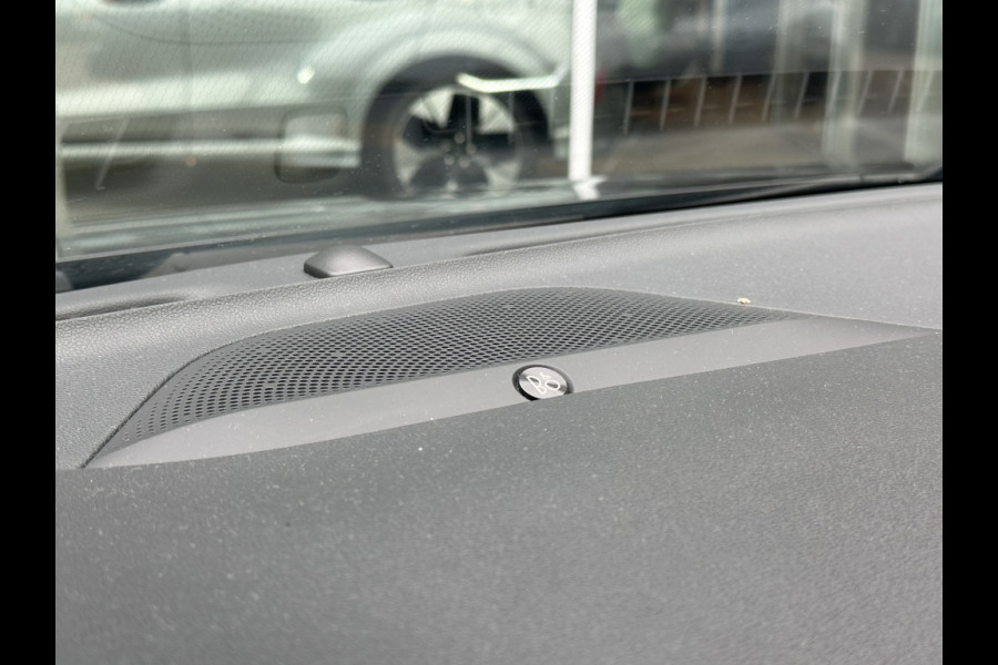 Ford Focus 1.0 EBH ST Line X TREKHAAK! DRIVERPACK! WINTERPACK!