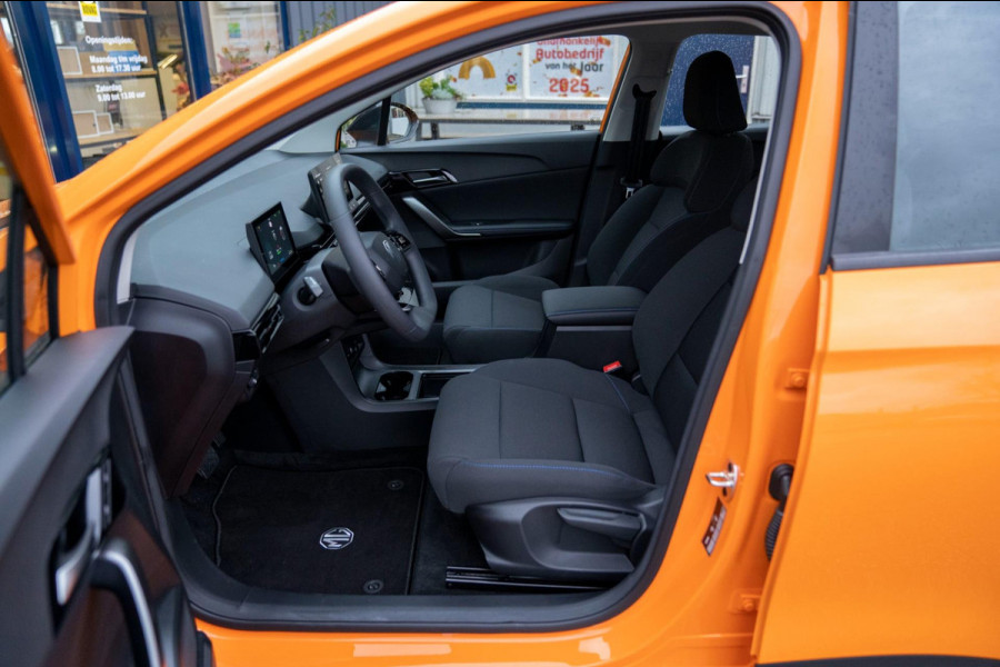 MG Mg4 electric Standard 51 kWh|Prijs rijklaar incl 12 mnd garantie|Ledverlichting Keyless LMV 17"