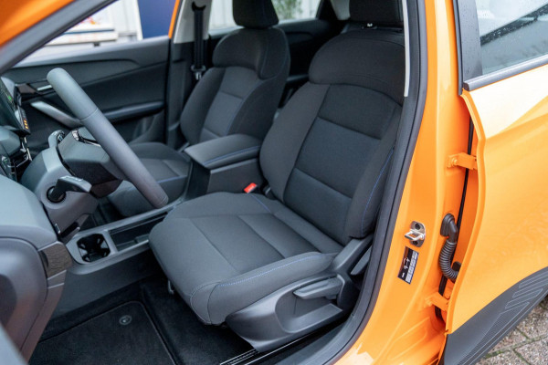 MG Mg4 electric Standard 51 kWh|Prijs rijklaar incl 12 mnd garantie|Ledverlichting Keyless LMV 17"