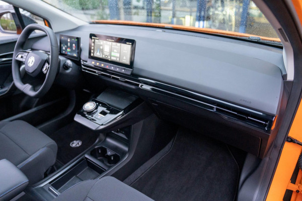 MG Mg4 electric Standard 51 kWh|Prijs rijklaar incl 12 mnd garantie|Ledverlichting Keyless LMV 17"