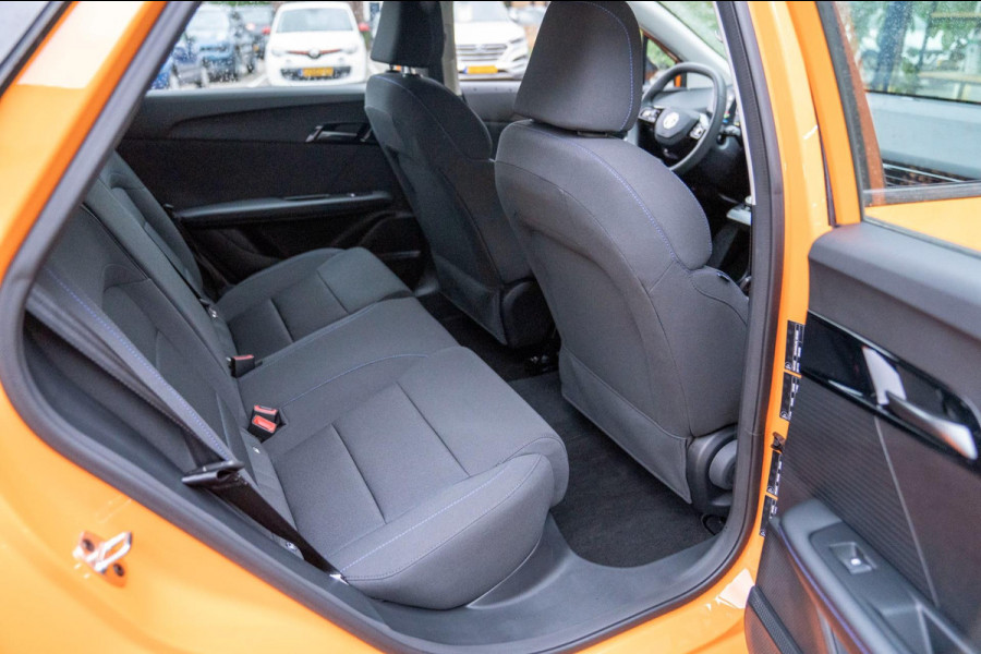 MG Mg4 electric Standard 51 kWh|Prijs rijklaar incl 12 mnd garantie|Ledverlichting Keyless LMV 17"