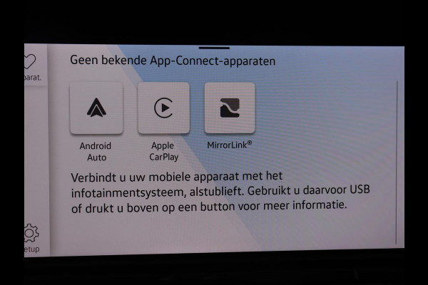 Volkswagen Golf 1.4 eHybrid GTE | Stoelverarming | Trekhaak | Carplay | Adaptive cruise | 18'' | Sportstoelen | Navigatie | Sfeerverlichting | Climate control | Parkeerhulp | PHEV | Plug In